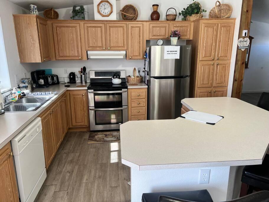 Death Valley/Prairiefire 3Bd/2Ba Home W/ Kitchen Pahrump Zewnętrze zdjęcie